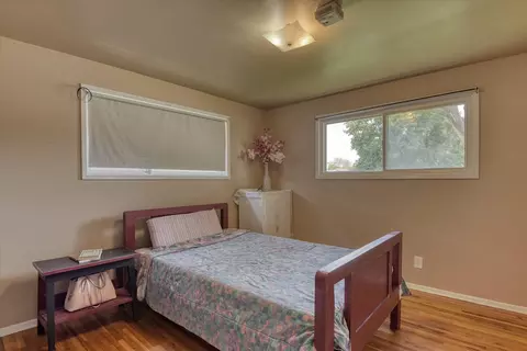 527 E Olympic Ave, Spokane, WA 99207 photo 11