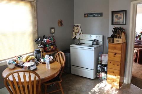 2104 E Longfellow Ave, Spokane, WA 99207 photo 8