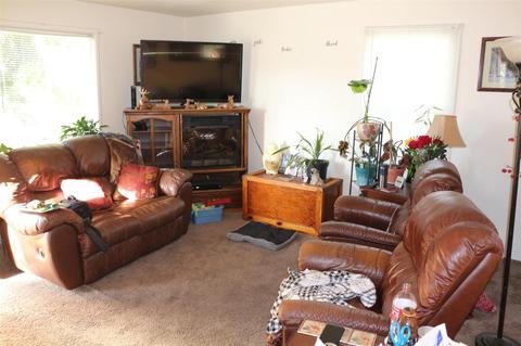 2104 E Longfellow Ave, Spokane, WA 99207 photo 4