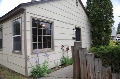 728 E 37th Ave, Spokane, WA 99203 photo 3