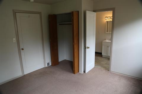 728 E 37th Ave, Spokane, WA 99203 photo 6