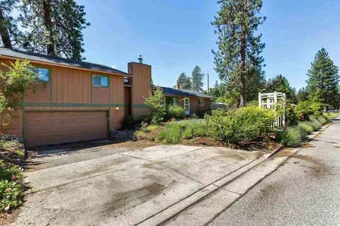 10602 E 15th Ave, Spokane Valley, WA 99206 photo 3