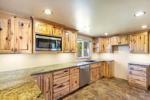 10602 E 15th Ave, Spokane Valley, WA 99206 photo 7