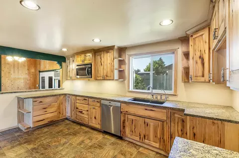 10602 E 15th Ave, Spokane Valley, WA 99206 photo 8