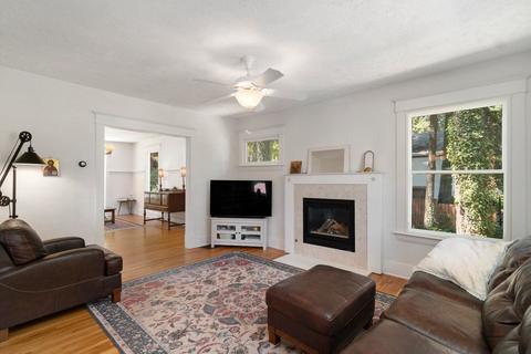 2002 E 18th Ave, Spokane, WA 99203 photo 4