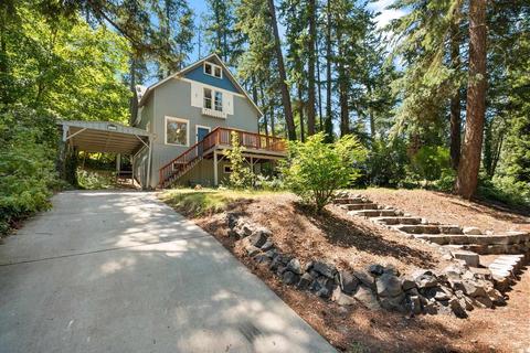 2002 E 18th Ave, Spokane, WA 99203 photo 1
