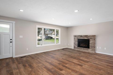 11908 N Ruby St, Spokane, WA 99218 photo 3