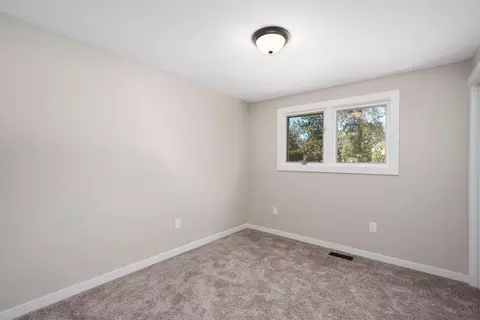 11908 N Ruby St, Spokane, WA 99218 photo 10