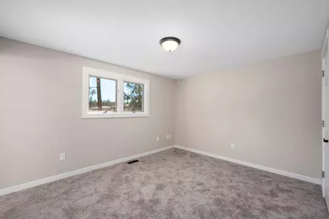 11908 N Ruby St, Spokane, WA 99218 photo 7