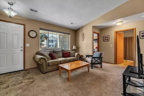 9609 E Heroy Ct, Spokane, WA 99206 photo 5