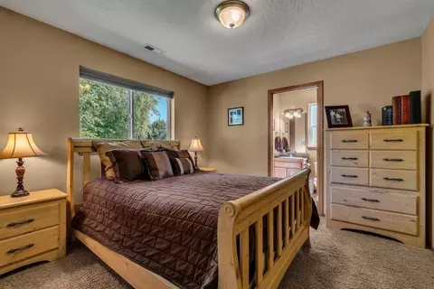 9609 E Heroy Ct, Spokane, WA 99206 photo 14