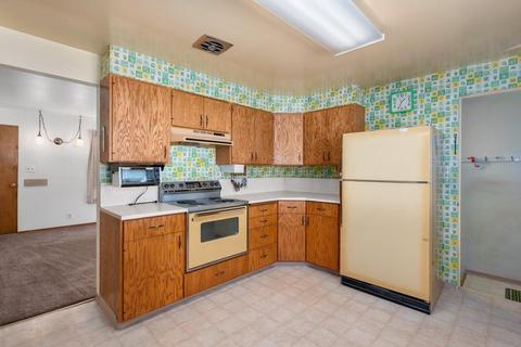 2223 E Hoffman Ave, Spokane, WA 99207 photo 8