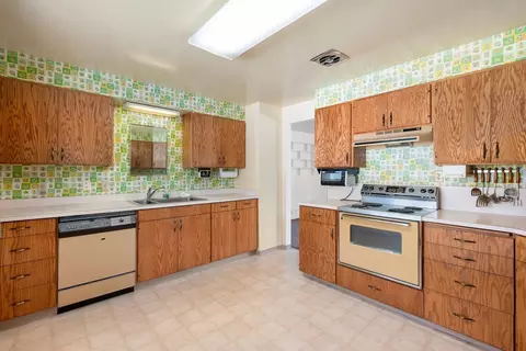 2223 E Hoffman Ave, Spokane, WA 99207 photo 7