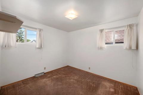 2223 E Hoffman Ave, Spokane, WA 99207 photo 13