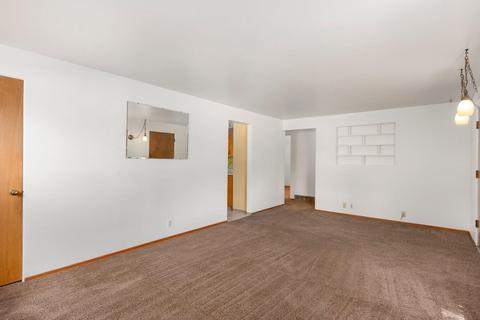 2223 E Hoffman Ave, Spokane, WA 99207 photo 5