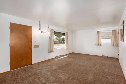 2223 E Hoffman Ave, Spokane, WA 99207 photo 3