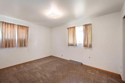 2223 E Hoffman Ave, Spokane, WA 99207 photo 9