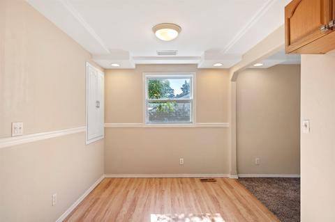 508 E Longfellow Ave, Spokane, WA 99207 photo 9