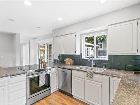 1423 E Pinecrest Rd, Spokane, WA 99203 photo 13
