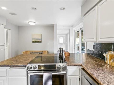 1423 E Pinecrest Rd, Spokane, WA 99203 photo 14