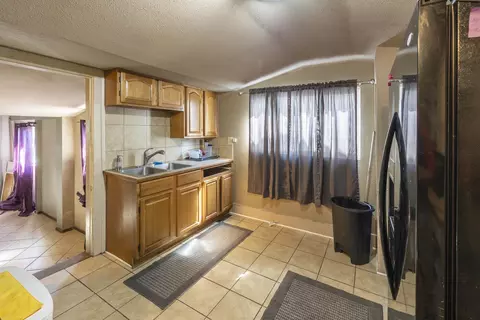 911 E Central Ave, Spokane, WA 99208 photo 8
