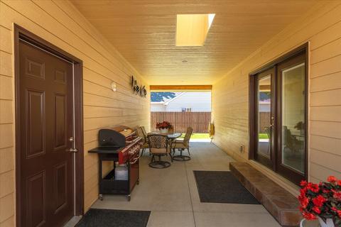 4523 E 7th Ave, Spokane Valley, WA 99212 photo 4