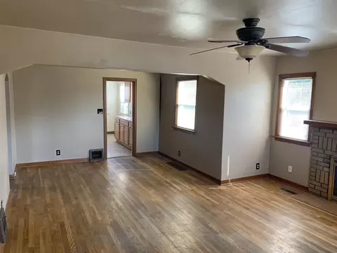 123 E Hoffman Ave, Spokane, WA 99207 photo 3