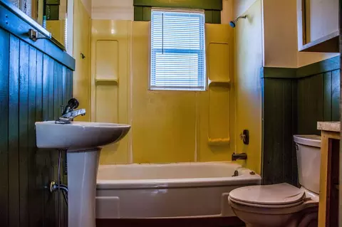 404 E Broad Ave, Spokane, WA 99207 photo 8