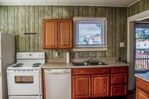 404 E Broad Ave, Spokane, WA 99207 photo 5
