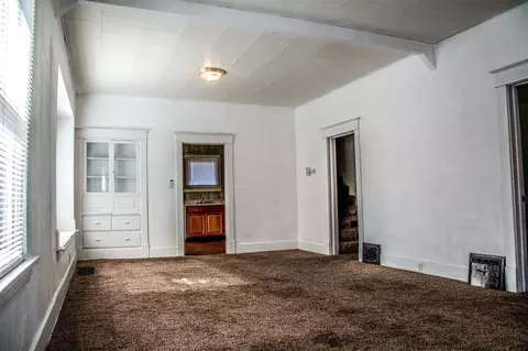 404 E Broad Ave, Spokane, WA 99207 photo 4