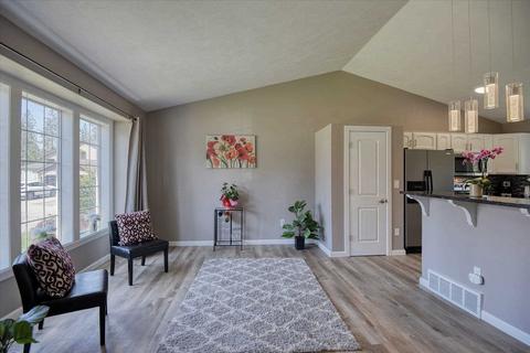 7814 N Old Fort Ct, Spokane, WA 99208 photo 3