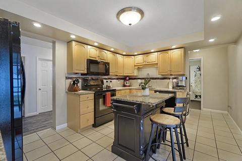 627 E Hoffman Ave, Spokane, WA 99207 photo 13