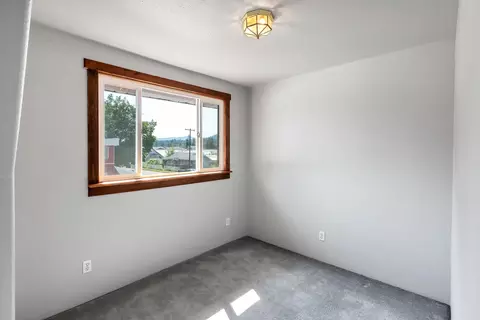 4715 E 6th Ave, Spokane Valley, WA 99212 photo 17