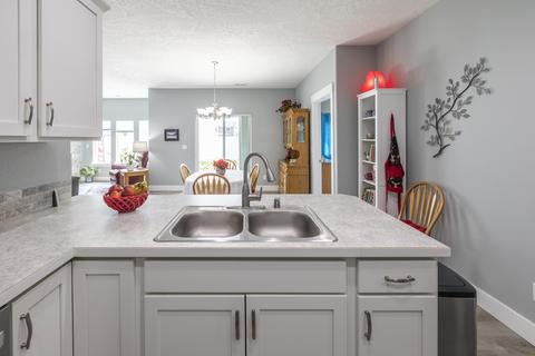 9818 E Hoffman Ct, Spokane, WA 99206 photo 12