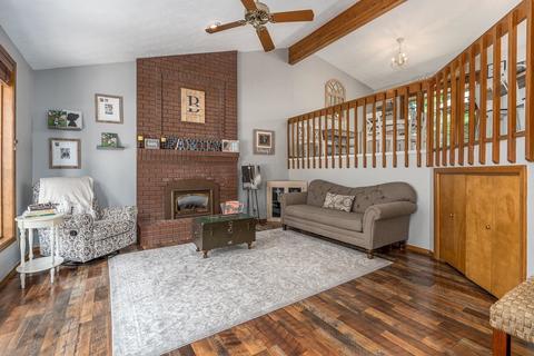 912 E Glencrest Dr, Spokane, WA 99208 photo 2