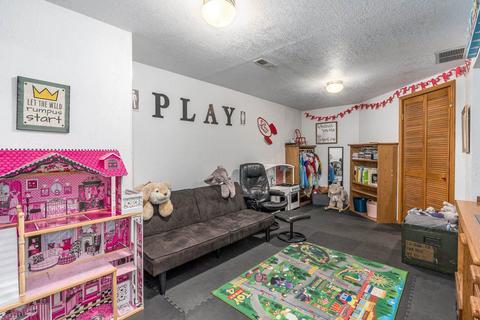 912 E Glencrest Dr, Spokane, WA 99208 photo 20