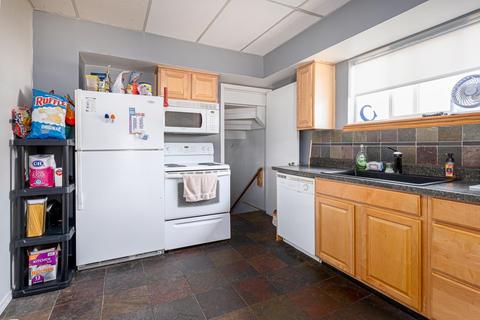 557 E Olympic Ave, Spokane, WA 99207 photo 8