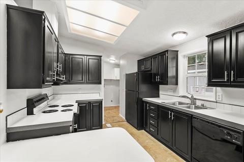 4112 E Center Rd Trlr 53 Rd, Mead, WA 99021 photo 7