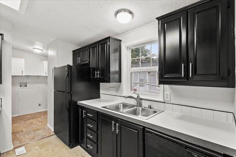 4112 E Center Rd Trlr 53 Rd, Mead, WA 99021 photo 9