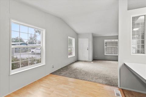 4112 E Center Rd Trlr 53 Rd, Mead, WA 99021 photo 6
