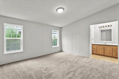 4112 E Center Rd Trlr 53 Rd, Mead, WA 99021 photo 13