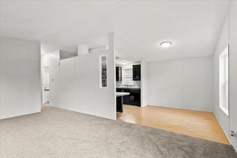 4112 E Center Rd Trlr 53 Rd, Mead, WA 99021 photo 3