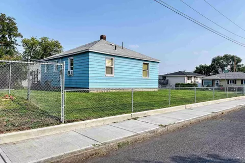 1703 E Sanson Ave, Spokane, WA 99207 photo 35