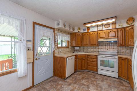 2012 E Marshall Ave, Spokane, WA 99207 photo 5