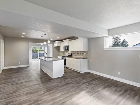 732 E Canterbury Ln, Colbert, WA 99005 photo 7