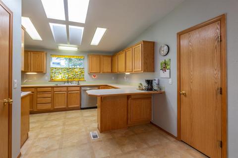 2018 E Marshall Ave, Spokane, WA 99207 photo 7