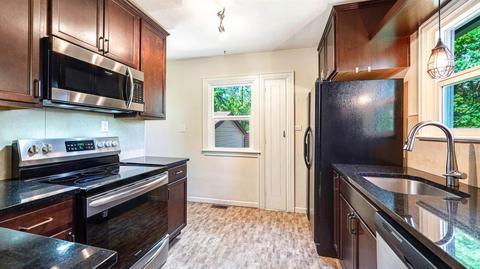 2017 E 18th Ave, Spokane, WA 99203 photo 8