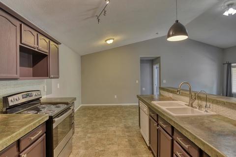 3903 E 23rd Ave, Spokane, WA 99223 photo 13