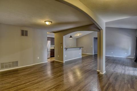 3903 E 23rd Ave, Spokane, WA 99223 photo 2