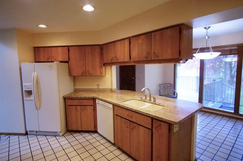 702 E High Drive Ave, Spokane, WA 99203 photo 14
